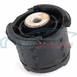 Original BMW Gummilager vorne links (33316770783)